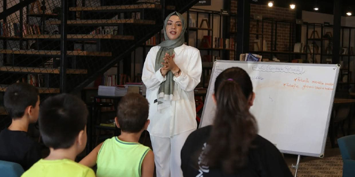 BAŞKAN YETİŞKİN’DEN EĞİTİME EFELER GİBİ DESTEK