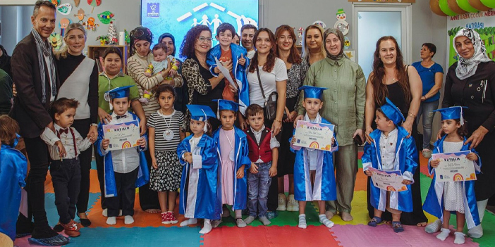 ANNE BABA ÇOCUK MERKEZİ’NDE 28’İNCİ KEZ MEZUNİYET HEYECANI YAŞANDI