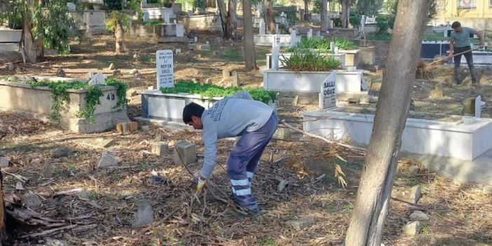 EFELER’İN EKİPLERİ MEZARLIKLARDAKİ ÇALIŞMALARINA DEVAM EDİYOR