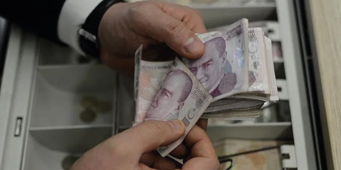 SGK düğmeye bastı: Yüzlerce kişinin emekliliği iptal, ödenen maaşlar geri alınacak