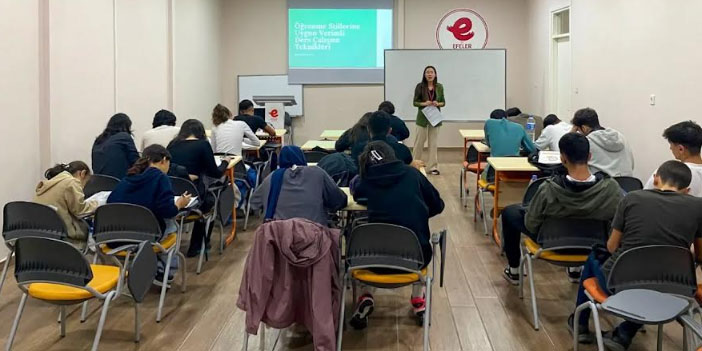 YKS ADAYLARINA MORAL VE REHBERLİK DESTEĞİ