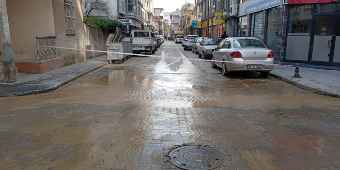 Germencik’te Saatlerce Akan Su İsyan Ettirdi