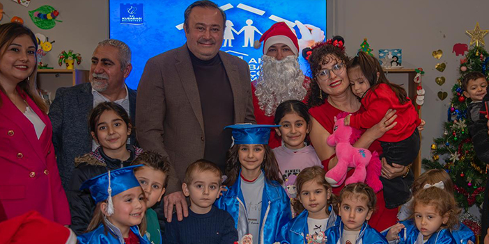 ANNE BABA ÇOCUK MERKEZİ’NDE YENİ YIL COŞKUSU YAŞANDI