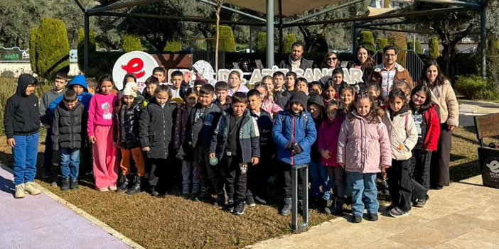 EFELER’İN MATEMATİK VE BİLİM MERKEZİ YENİPAZARLI ÖĞRENCİLERİ AĞIRLADI