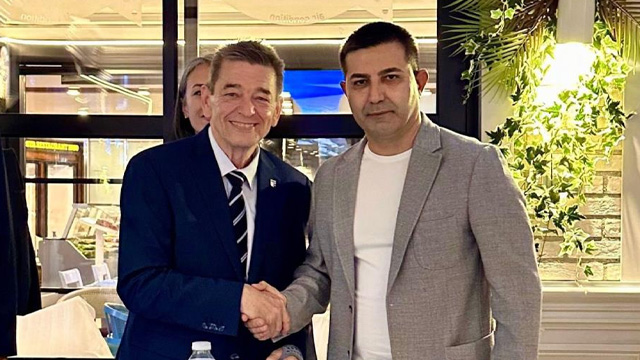 KUŞADASI BELEDİYESİ’NDEN WERNER ARNDT’A FAHRİ HEMŞEHRİLİK BERATI