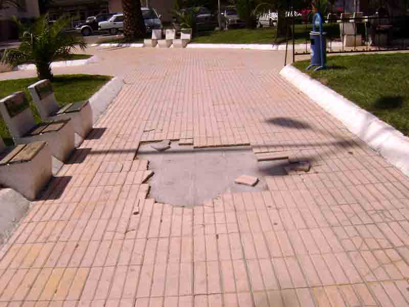 Meydanların bakımsızlığına halktan tepkiler geliyor