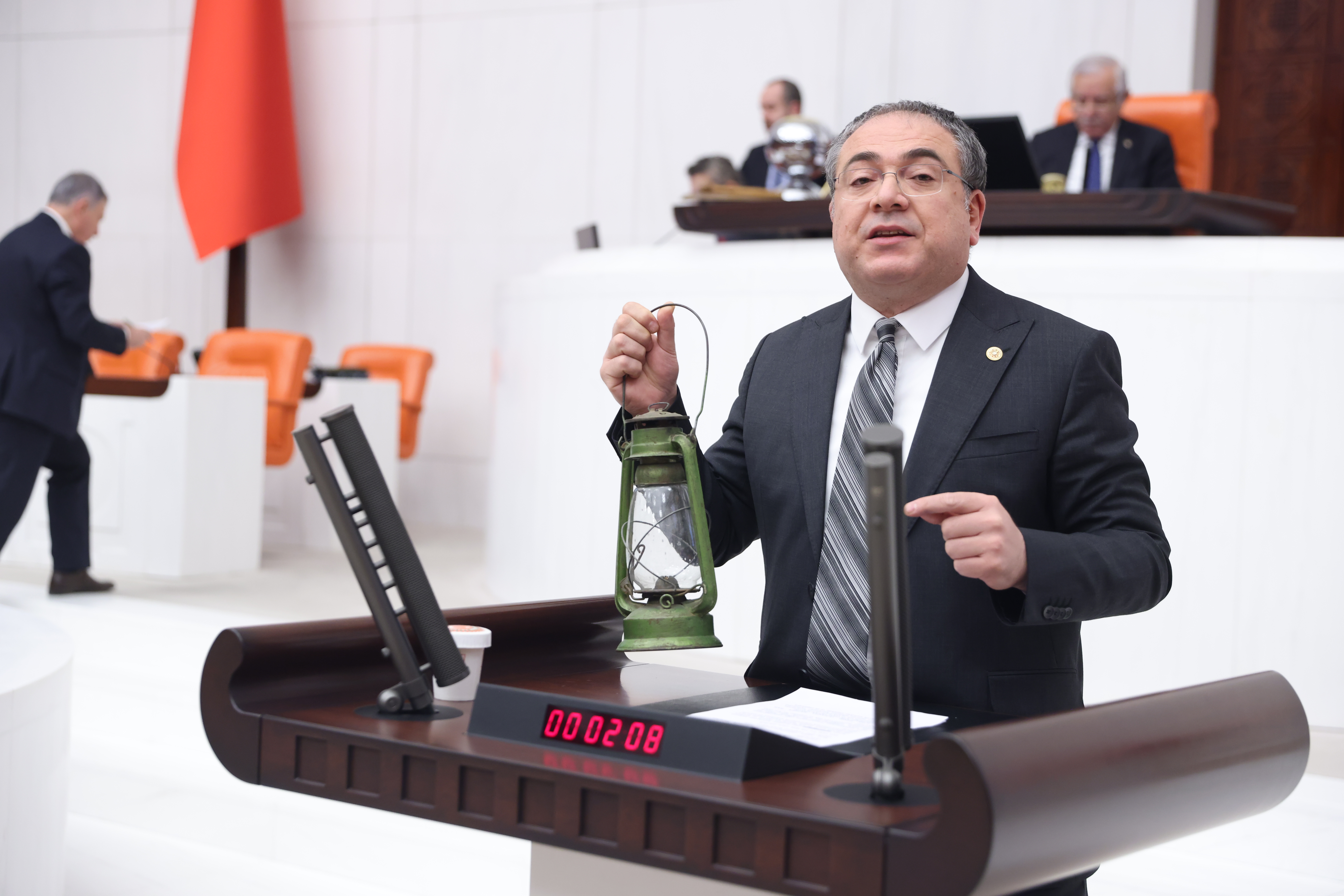 CHP’Lİ EVRİM KARAKOZ: “ADALET VE HUKUK ARAMAYA DEVAM EDİYORUZ”