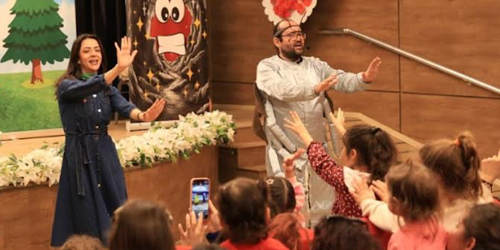 BAŞKAN YETİŞKİN, ARA TATİLDE ÇOCUKLARI TİYATROYLA BULUŞTURUYOR