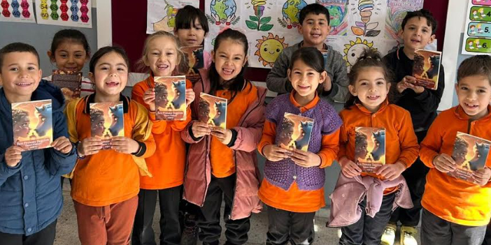Yıldırım'dan Gazeller Köyü'ndeki Çocuklara Kitap Yoldaşlığı