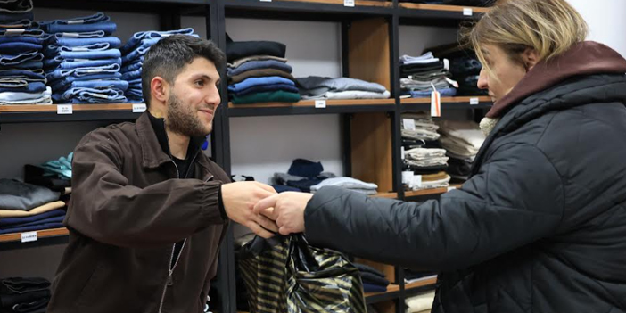 RAMAZAN’DA KALPLERE DOKUNAN BELEDİYECİLİK BAŞKAN YETİŞKİN’DEN DAYANIŞMA SEFERBERLİĞİ