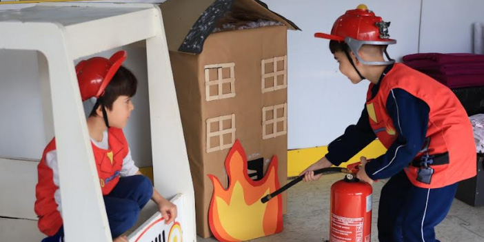 EFELER’DEN MİNİKLERE AFET BİLİNCİ EĞİTİMİ