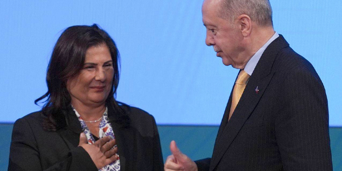 Siyasi Mesaj mı, Hizmet Savunması mı?