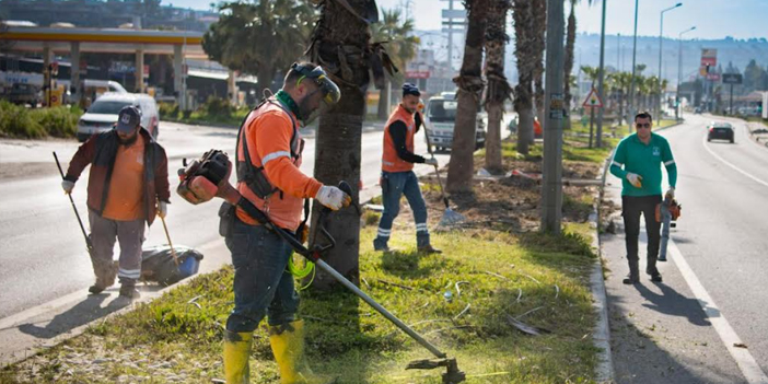 KUŞADASI’NDA REFÜJLER BAYRAMA HAZIRLANIYOR