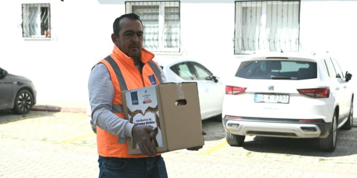 KUŞADASI BELEDİYESİ'NDEN İHTİYAÇ SAHİPLERİNE DÜZENLİ GIDA DESTEĞİ
