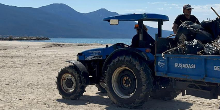 KUŞADASI BELEDİYESİ’NDEN PLAJLARDA YOĞUN TEMİZLİK MESAİSİ