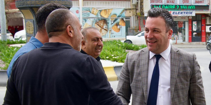 KUŞADASI BELEDİYESİ HEYETİNDEN DAVUTLAR’A HİZMET ÇIKARMASI