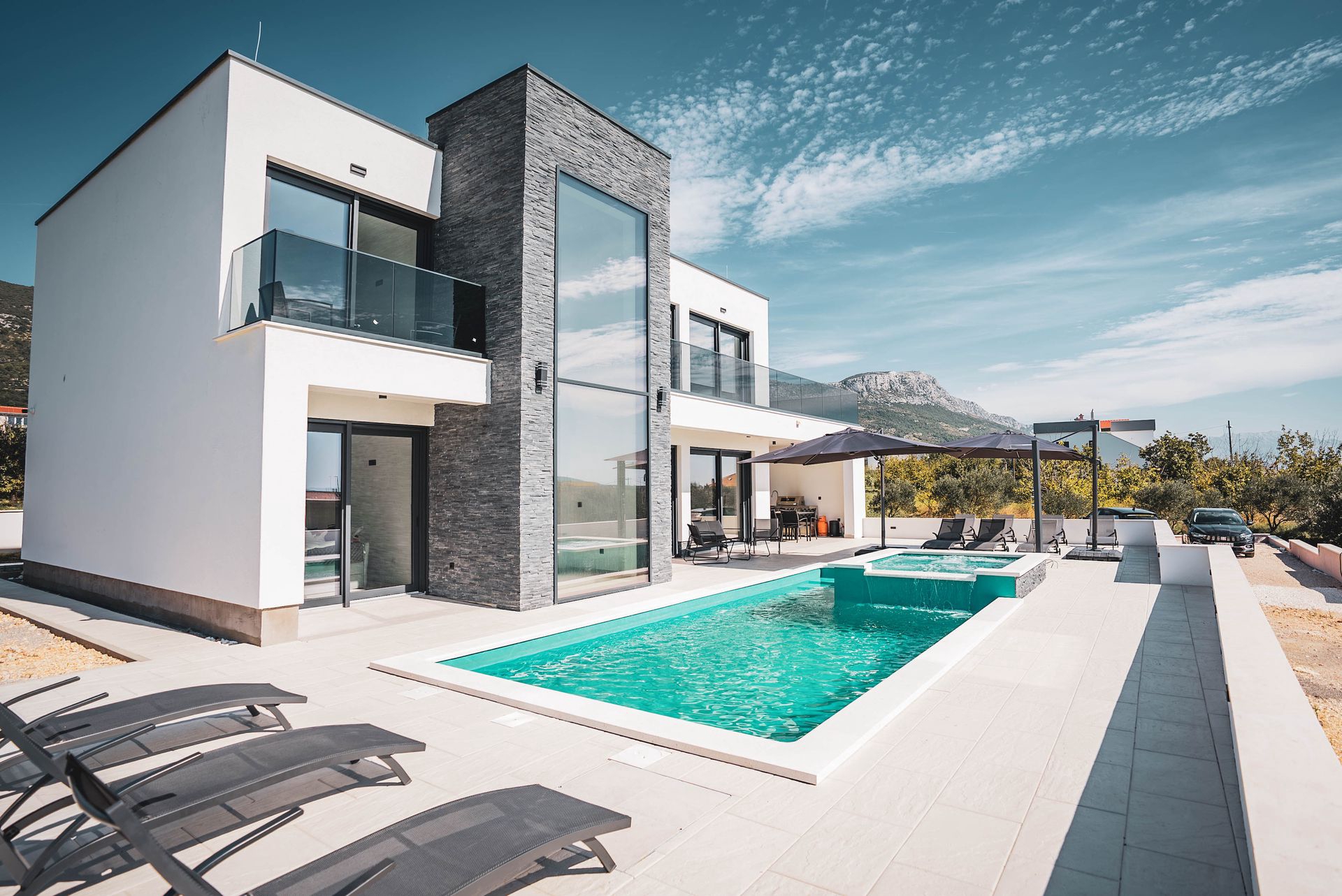 BAŞKAN ARIKAN’IN KAÇAK EVİNE İŞLEM YAPILIYOR