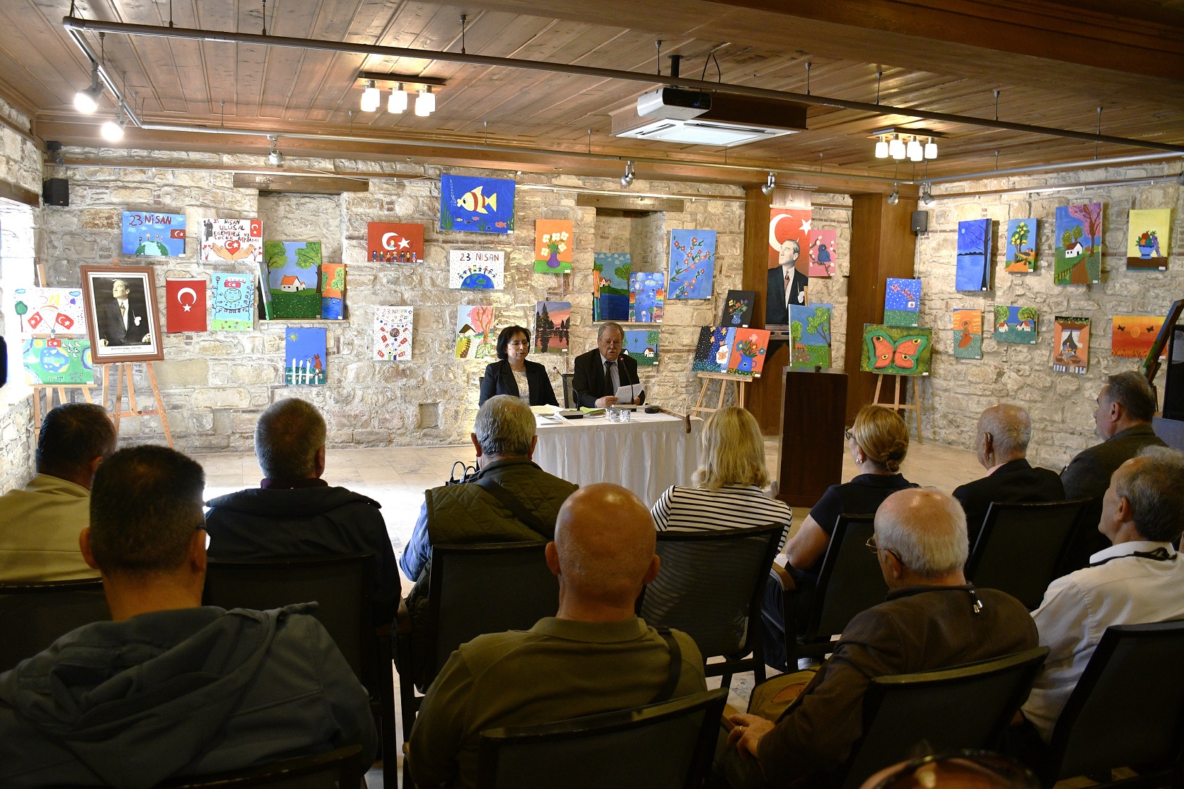 KÖY ENSTİTÜLERİ MİRASI KUŞADASI’NDA GÜÇLÜ MESAJLARLA ANILDI