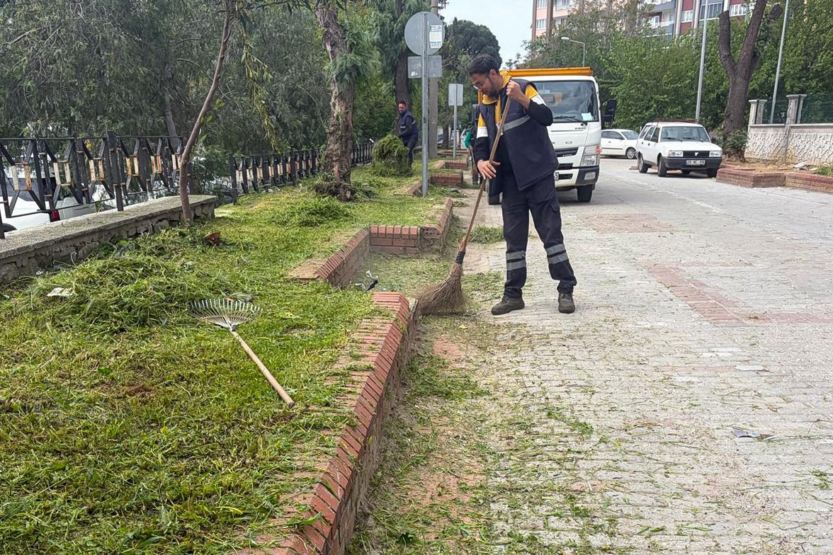 EFELER’İN HER NOKTASINDA HİZMETİN ADI BAŞKAN ANIL YETİŞKİN