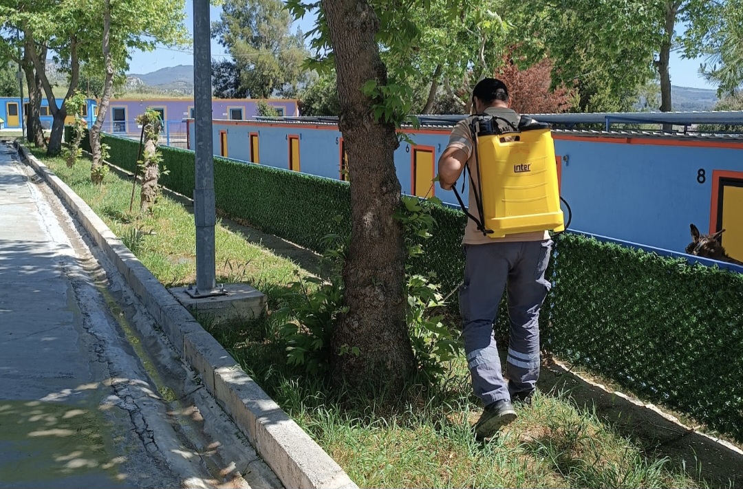 KUŞADASI EVCİL HAYVAN BAKIM VE REHABİLİTASYON MERKEZİ'NDE KENE İÇİN ERKEN ÇÖZÜM HAMLESİ