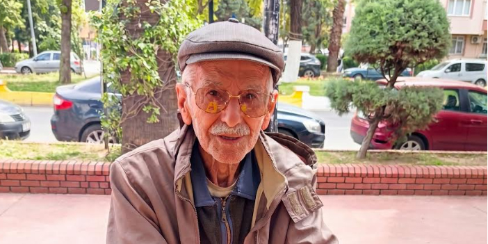 BAŞKAN ANIL YETİŞKİN’İN ÜCRETSİZ ÇAY İKRAMI DAYANIŞMA HAREKÂTINA DÖNÜŞÜYOR