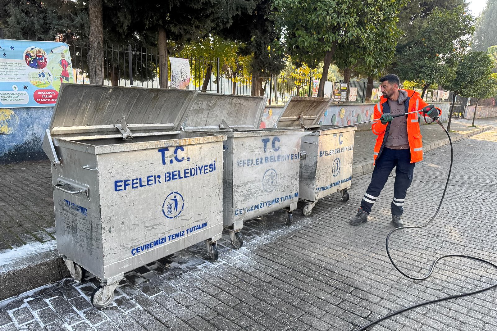 EFELER'DE BAYRAM TEMİZLİĞİ