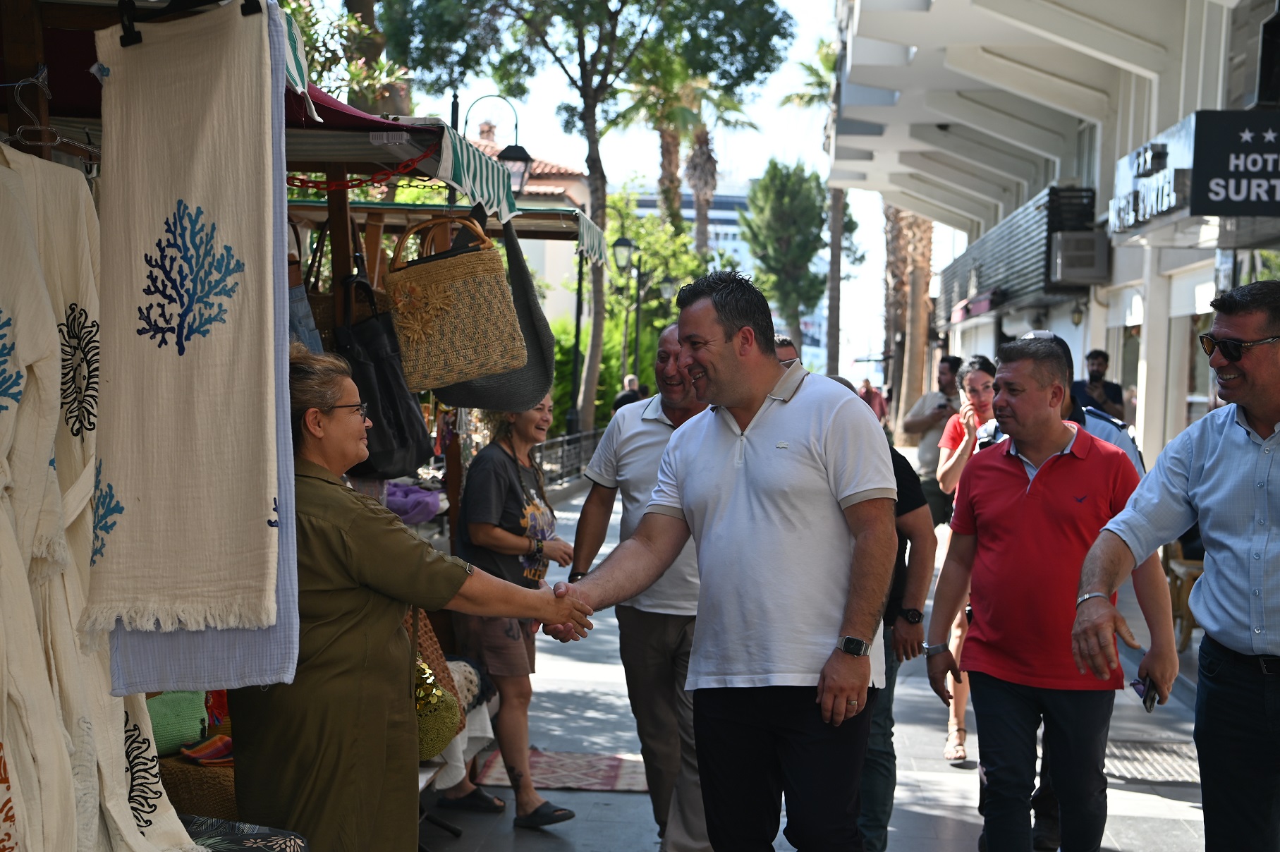 DEMİRTAŞ’TAN KENT MERKEZİNDE İNCELEME VE ESNAF ZİYARETİ