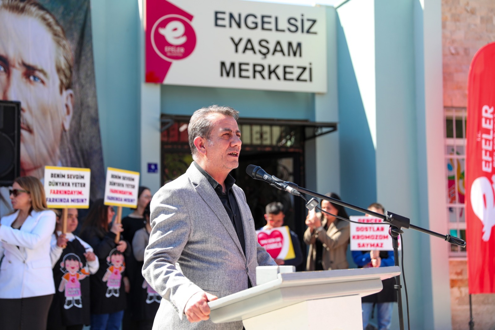 BAŞKAN YETİŞKİN’DEN EFELER’DE DAYANIŞMAYI BÜYÜTEN TAMAMIYLA ÜCRETSİZ HİZMETLER