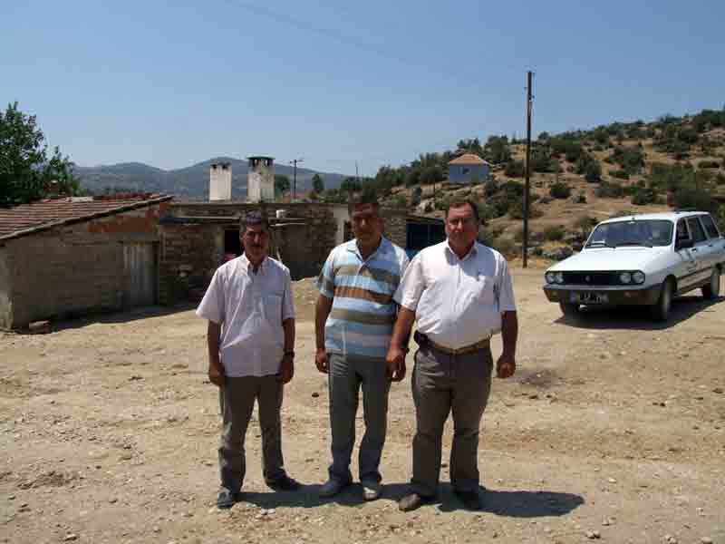 İKİZDERE KÖYÜNÜ BIRAK ÇİNE’YE BAK!