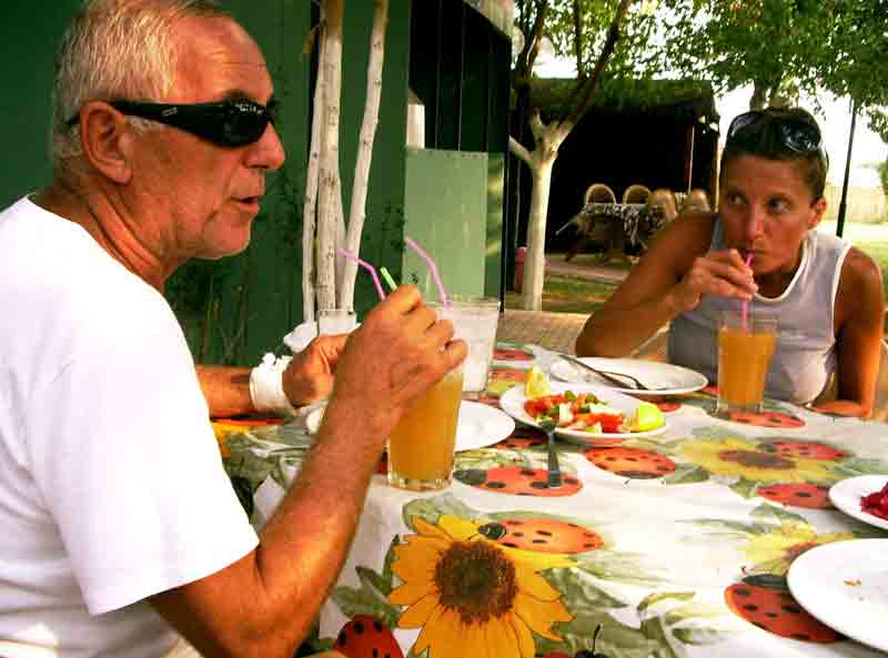 Ünlü isimler ‘Efe İksiri’ne sahip çıktı