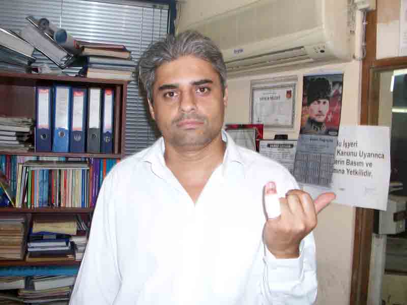 Mazlumları oynuyorlar