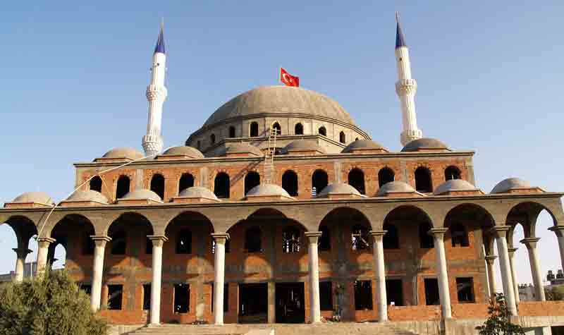 Aydın’ın en büyük camisi ilgi bekliyor