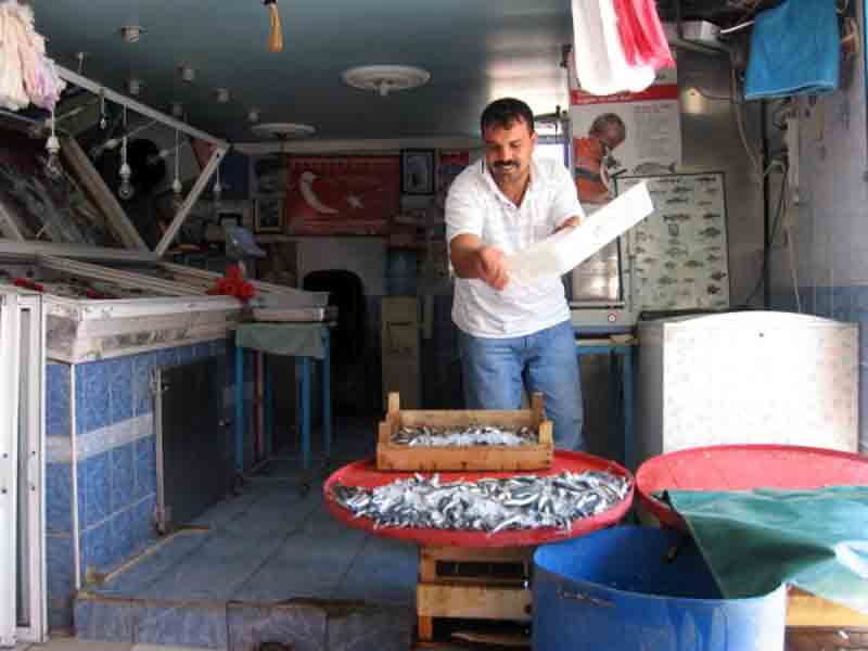 Kriz balıkçıları da vurdu