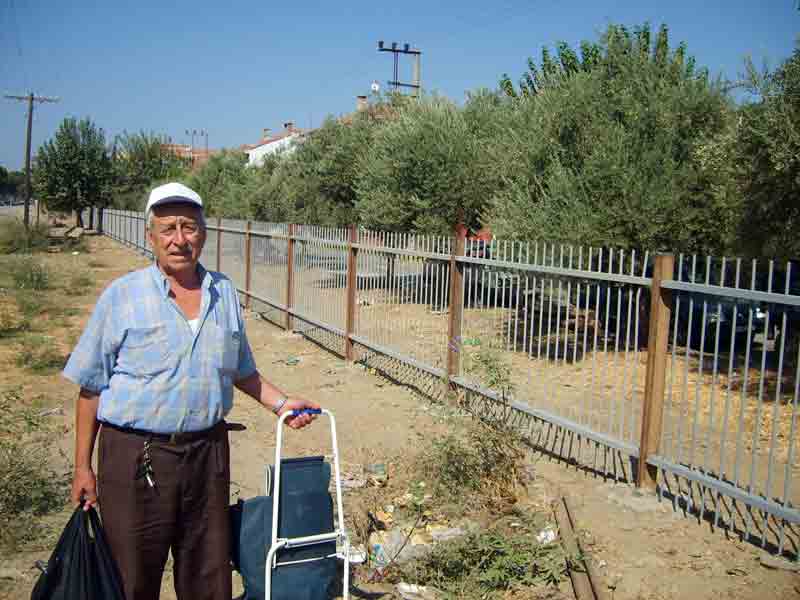 Germencikliler alt ve üst geçit istiyor