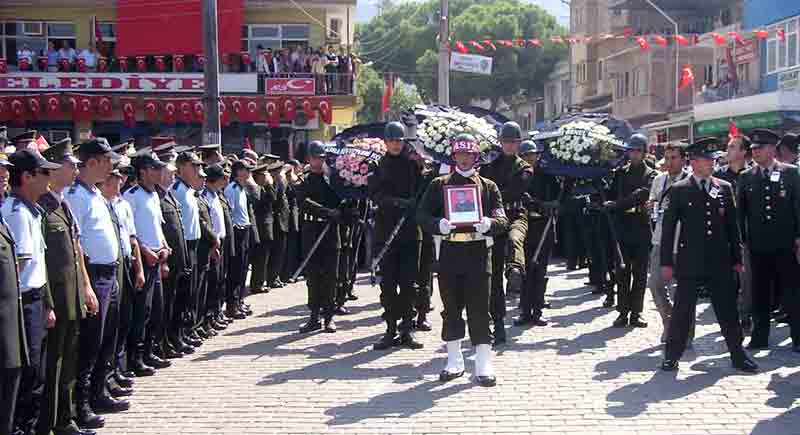 Ben şehit eşiyim, onurluyum, gururluyum”