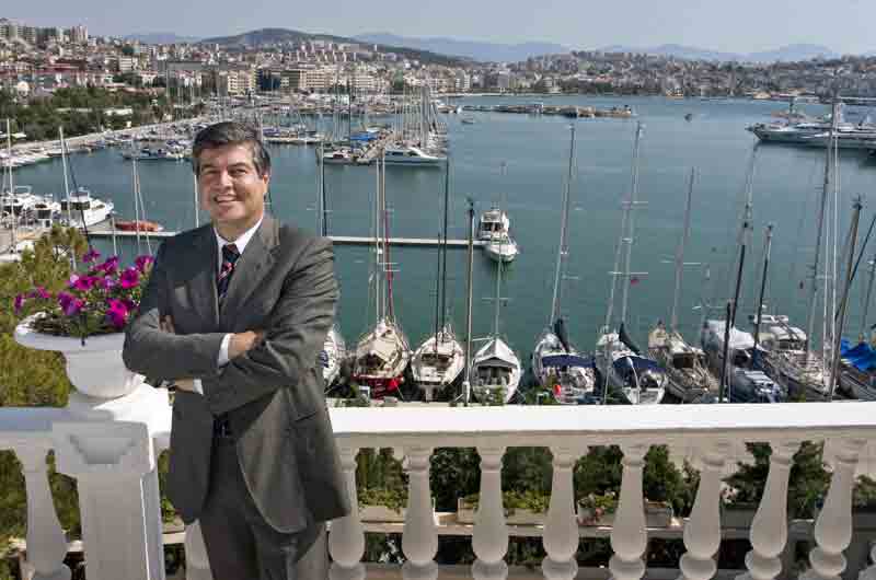 Kuşadası Belediye Başkanı Fuat Akdoğan’dan liman ihaleleri ile ilgili el