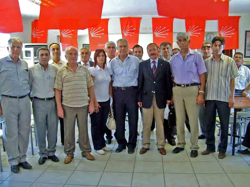 Kuşadası’nda adaylık tartışması