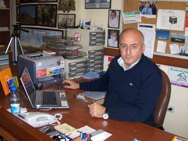 AKP Meclis Üyesi Kemal Karakaş Hac’ca gidiyor