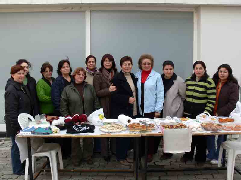 CHP Kadın Kollarından eğitime katkı kermesi