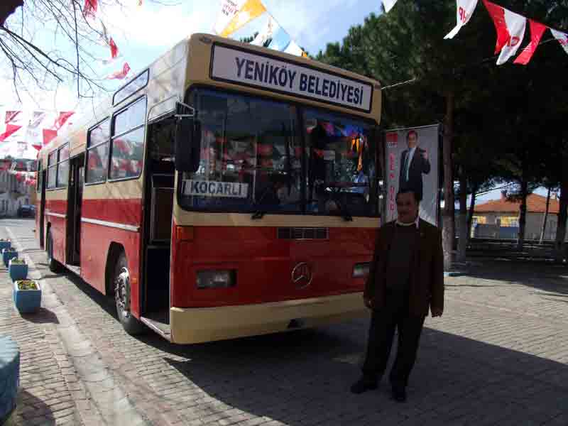 İzmir Büyükşehir Belediyesinden Yeniköye otobüs jesti