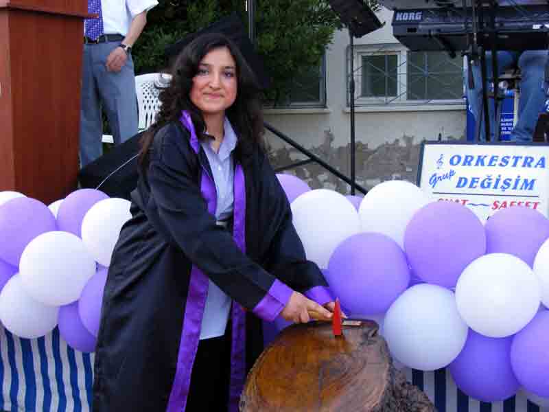 Söke Anadolu Öğretmen Lisesi ilk mezunlarını verdi