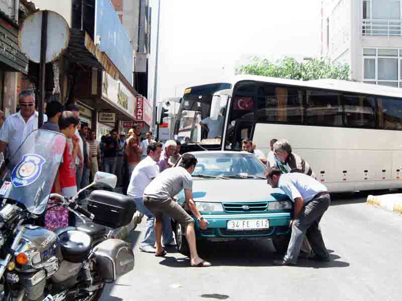 İstasyon Caddesinin zor anları