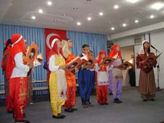 Kemalpaşa İlköğretim Okulu'ndan muhteşem oratoryo