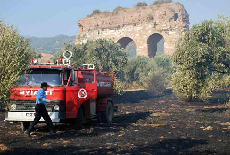 Aydında korkutan yangın