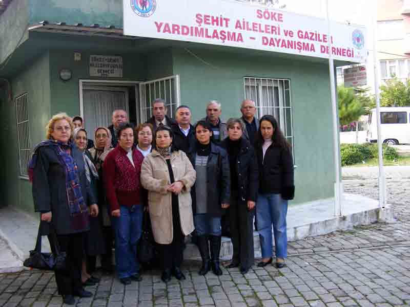 Şehit Aileleri Derneğine ziyaret