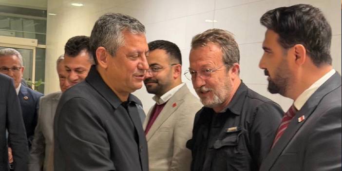 AKKENTLİ, ÖZGÜR  ÖZEL’İ KARŞILADI.. SÖKELİLERİN  SELAMLARINI İLETTİ