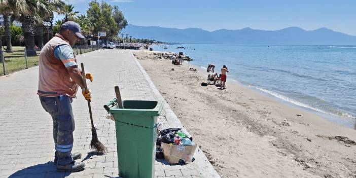 KUŞADASI’NDA BAYRAM TATİLİNDE 3 BİN 67 TON ÇÖP TOPLANDI