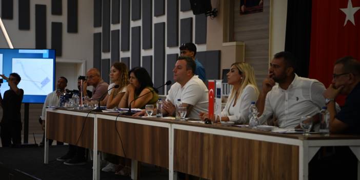KUŞDASI BELEDİYE MECLİSİ’NDEN KENTLE İLGİLİ ÖNEMLİ KARARLAR
