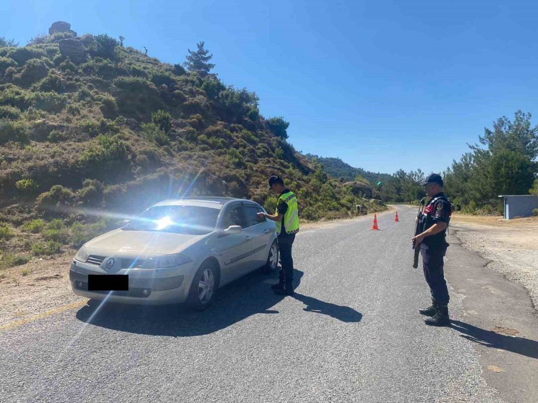 Jandarma orman yangınlarına karşı bilgilendirdi