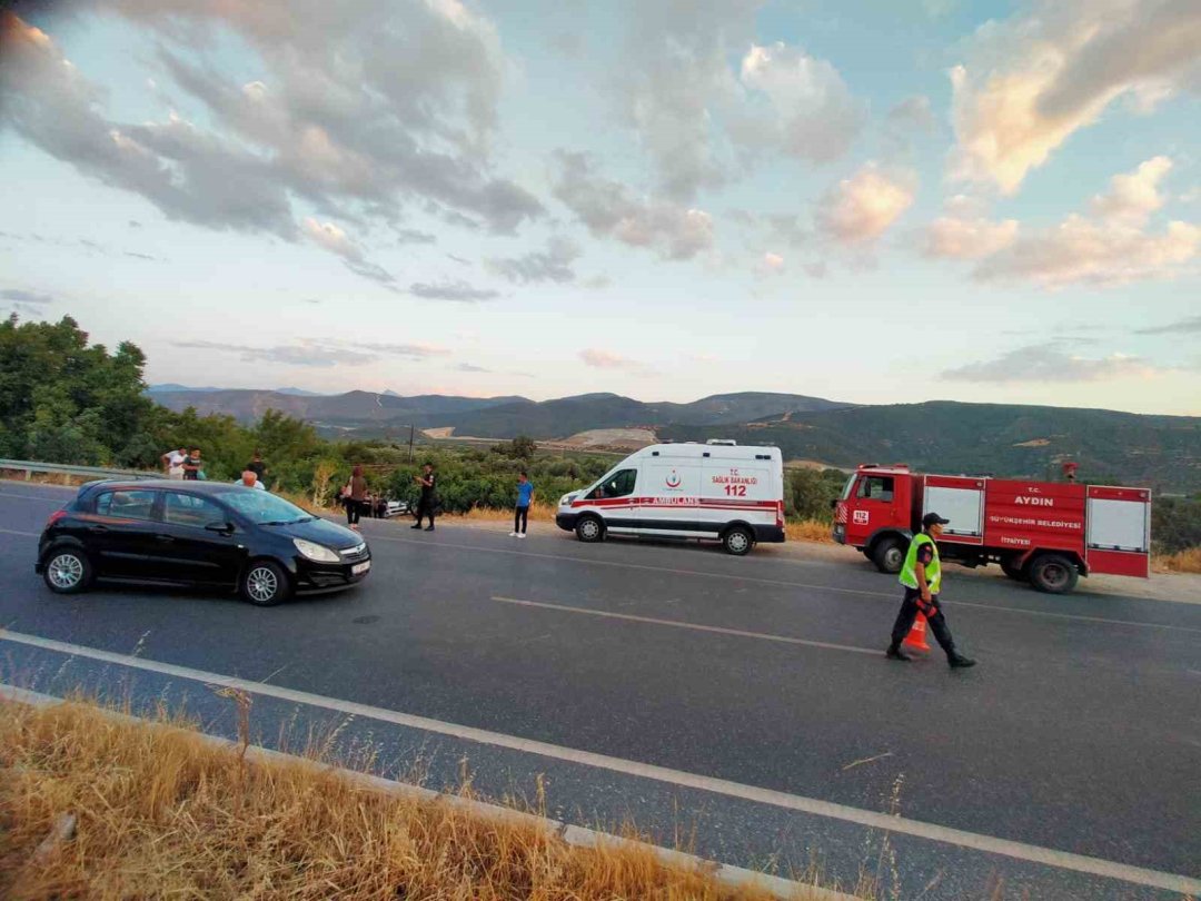 Aydın’da otomobil tarlaya uçtu: 2 yaralı